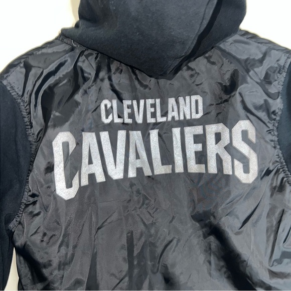NBA Jacket Cleveland Cavaliers Boys Lined Windbreaker Black Size Large 14-16 - Picture 7 of 11